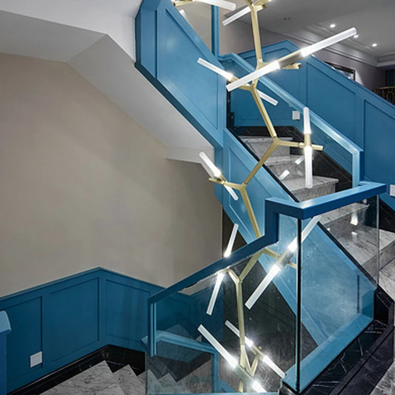 Villa stopnišče, velik lestenec, duplex stavbe, hotel oblikovalca osebno in ustvarjalno dolg trak preplete umetnosti, Nordijske